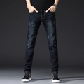 Vaqueros slim fit azul oscuro elásticos para hombre con detalles desgastados y lavados - EU 27 / Negro y Azul