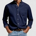 Camicia classica blu scuro da uomo a maniche lunghe con taschino e bottoni a contrasto - S / Blu navy