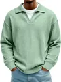 Detailaufnahme von salbeigrünem Waffelstrick-Poloshirt mit hochwertiger Textur - S / Grün