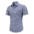 Herenoverhemd met korte mouwen in blauw-wit gingham ruitpatroon en een borstzakje - S / Marineblauw