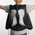 Gilet de moto en cuir noir pour homme avec grand imprimé d'ailes blanches au dos - S / Noir
