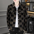 Giacca da uomo con colletto a revers, motivo a scacchi nero-marrone e stampe vintage - M / Cachi