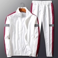 Survêtement blanc réfléchissant avec veste zippée et bandes latérales bordeaux élégantes - M / Blanc