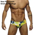 Heren zwemslip met neon groene camouflage, lage taille en sneldrogende elastische stof - M / Neon Groen Camo