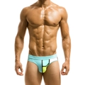 Vooraanzicht van herenzwemslip met blauw, wit en neongeel patchwork en sportief design - M / Lichtgroen