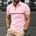 Detalle de polo rosa para hombre con estampado de PARIS y una raya tricolor - S / Tops / Rosa