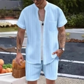 Ensemble de plage bleu clair pour homme avec chemise Henley gaufrée et short - S / Bleu Ciel