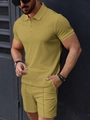 Détail de l'ensemble polo et short en maille gaufrée pour hommes en couleur jaune moutarde - S / 华夫格POLO衫短裤(土黄色) / Jaune Terre