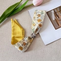 Collana foulard in seta stampa floreale vintage con dettaglio metallico materico elegante - Giallo Floreale