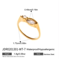 Dettagli tecnici anello in acciaio placcato oro con zirconi e misure del prodotto. - Stile Marquise Zirconia Bianca (JDR0201301-WT-7) / Oro