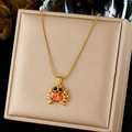 Elegante vergoldete Edelstahlkette mit Krabbenanhänger und orangefarbenem Edelstein - Oranger Edelstein Krabben-Stil (N4204)