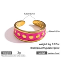 Bague ouverte en C émaillée rose en acier inoxydable avec plaqué or 18k et clous ronds - Rose Rouge (DKR251044GL-RO)