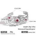 Silberner Edelstahl-Mehrlagen-Armreif mit rotem Steindekor und Blumen-Motiv - Dreifachblume Rote Perle Gewebter Stil (DKB253033S)