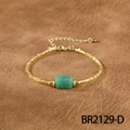 Verstellbares goldenes Perlenarmband mit zylindrischem grünen Naturstein für Damen - Minimalistischer Zylinder (BR2129-D) / Grüner Aventurin