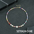 Collana bohémien di perline colorate con ciondolo a margherita e perle d'acqua dolce - Collana con perline colorate, perle e margherite (SET0424-D-NE)