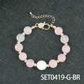 Eleganteres Perlenarmband mit rosa Kristallen und einer weißen Perle in Goldoptik - Rosa Kristall