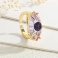 Makroansicht des goldenen Teufelsauge Rings mit lila Marquise-Stein und offener Ringschiene - Einstellbar Offen / Lila (SET0180-B-RG)