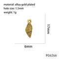 Détail macro d'un pendentif coquillage de 17mm en alliage doré pour bijoux DIY - Coquillage Texturé Réaliste (P06266)
