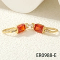 Boucles d'oreilles dorées avec zircons oranges rectangulaires et éclats de diamants - Orange (ER0988-E)