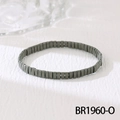 Détail des perles tila rectangulaires avec une finition semi-mate lisse de qualité - Bracelet Élastique à Perles Tila (BR1960-O)