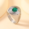 Anello in acciaio argento con pietra verde ovale e decorazioni a trama concentrica - 6 / Acciaio + Pietra Verde (Ovale Due Linee)