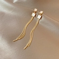 Boucles d'oreilles pampilles dorées avec pierres œil de chat carrées et chaînes serpent - Gland Double Carré Or (A113)