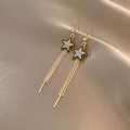 Boucles d'oreilles dorées à franges avec étoiles noires et cristaux étincelants - Gland Étoile à Bord Noir en Strass Or (E4125)
