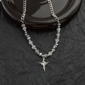 Collana a croce stellata in titanio argento con catena a maglie e perle opache - Collana Stella con Perle Effetto Ghiaccio