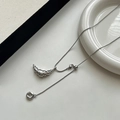Collana con ciondolo a croissant in argento lucido con catena a coulisse per donna - Argento