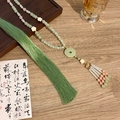 Collana tradizionale Hanfu con perline di giada verde e lunga nappa di seta verde smeraldo - verde chiaro