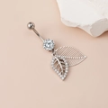 Piercing para ombligo de plata con colgantes de hojas y circonitas sobre piedra decorativa - Plateado