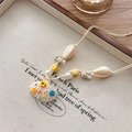 Beaded shell and pearl necklace in bohemian beach style with colorful flower pendants - Multicolor Flower Shell Necklace