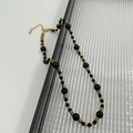 Halskette mit Tigerauge, Perlen und schwarzen Onyx-Perlen sowie Goldverschluss - Schwarzer Achat und Hämatit Stil