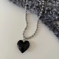 Minimalist titanium steel necklace featuring a large polished black heart-shaped pendant - Metal Ball Chain Style / Silver (Black Pendant)