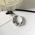 Polierter silberner Perlen-Bubble-Ring mit minimalistischem verstellbarem Band im Korea-Stil - Silberner Perliger Blasenring