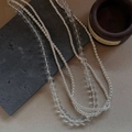 Gelaagde ketting met heldere kristallen kralen en fijne zilveren metalen kralen - Zilveren En Kristallen Kralen Meerlagige Halsketting