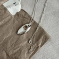 Silver oval horse eye pendant necklace with polished finish and delicate link chain - Mirror Silver (Metal Chain)