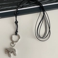 Collana con ciondolo a forma di pony in acciaio al titanio con cavallo d'argento e cordino - Collana Cavallo Argento con O-Ring e Cordino Nero