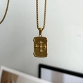 Collana in acciaio inossidabile placcato oro 18K con ciondolo a croce e catena box - Catena a Perle Quadrate Oro Con Ciondolo a Placca a Croce