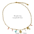Vue détaillée du collier style océan avec pendentifs étoile de mer et dimensions 40+5cm - Style Pendentif Coloré Dauphin Cocotier (XB2507003) / Or