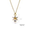 Goldene Edelstahlkette mit funkelndem asymmetrischem Kristall-Blumenanhänger und Verlängerung - Blumen Stil (XBN25093203)