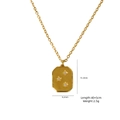 Collier avec pendentif octogonal doré gravé d'étoiles et serti de cristaux blancs - Style Étoile Rectangle Arrondi (XBN25093209)
