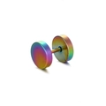 Détail macro du piercing d'oreille barbell irisé arc-en-ciel en acier au titane - 3mm / Arc-en-ciel