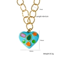 Collana in acciaio al titanio dorato con ciondolo a cuore blu acceso e pietre colorate eleganti - Stile Cuore Blu Graffiti Multicolore (XBN250937-28)