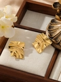 Orecchini a perno in acciaio inossidabile dorato 18k con trama stropicciata artistica - Stile Gualcito Irregolare (ZHE773金) / Oro