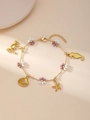 Bracciale dorato con ciondoli marini come granchio, cavalluccio marino e motivi a stella - Stile Fiore Viola Bianco Granchio Cavalluccio Marino (ZHB907 Gold)