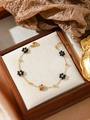Goldenes Armband mit handgefertigten schwarzen und bunten Kristallperlenblumen - Schwarz und bunte Blume (ZHB630多色13)