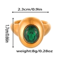 Dimensions détaillées de la bague dorée bombée avec grand cristal vert ovale - Taille 7 / Style Cabochon Ovale (ZHR204) / Vert