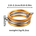 Dettaglio di anelli multistrato in acciaio inossidabile con finitura lucida e satinata oro e argento - Taglia 7 / Stile Anello Intrecciato Multistrato (ZHR1844) / 6mm / Bicolore oro e argento