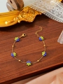 Handgefertigtes Goldkettenarmband mit blauen und grünen Harzblumenanhängern - Stil mit fünfblättrigen Blüten / Blau und Fluoreszierendes Grün (ZHB630多色43)